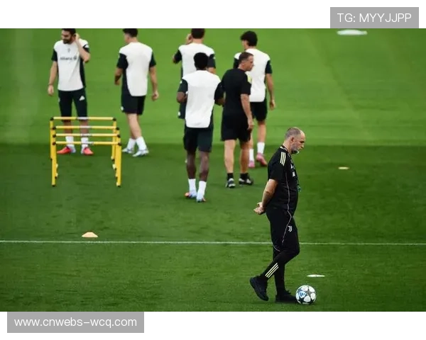 尤文图斯双线低迷图多尔执教前景堪忧帅位再起波澜